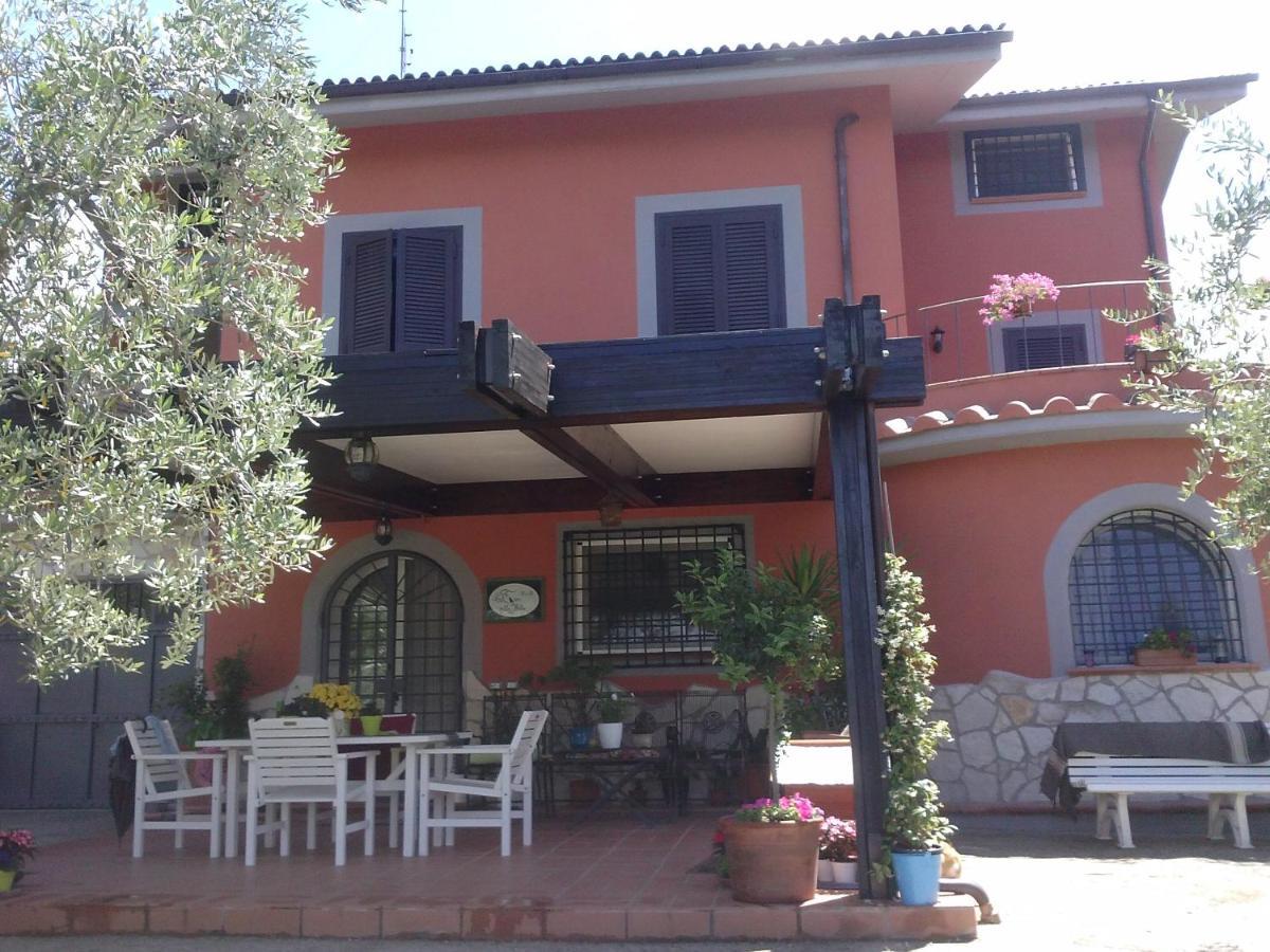 La Tana Delle Stelle B&B Di Charme E Relax Fara in Sabina Экстерьер фото