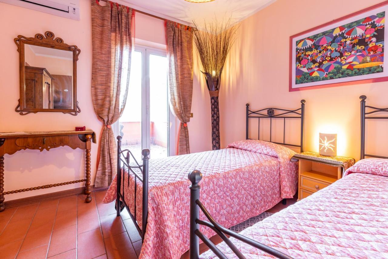 La Tana Delle Stelle B&B Di Charme E Relax Fara in Sabina Экстерьер фото